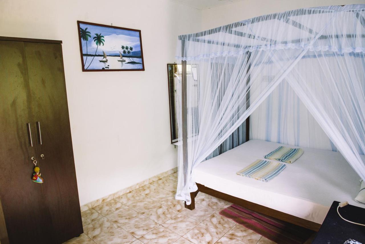 Kadolana Guest House Mirissa Ngoại thất bức ảnh