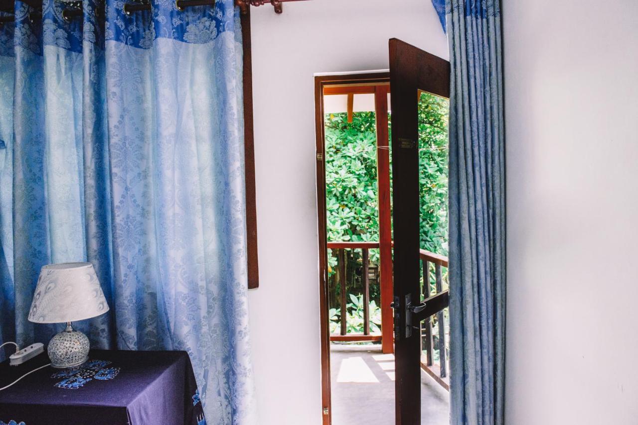 Kadolana Guest House Mirissa Ngoại thất bức ảnh